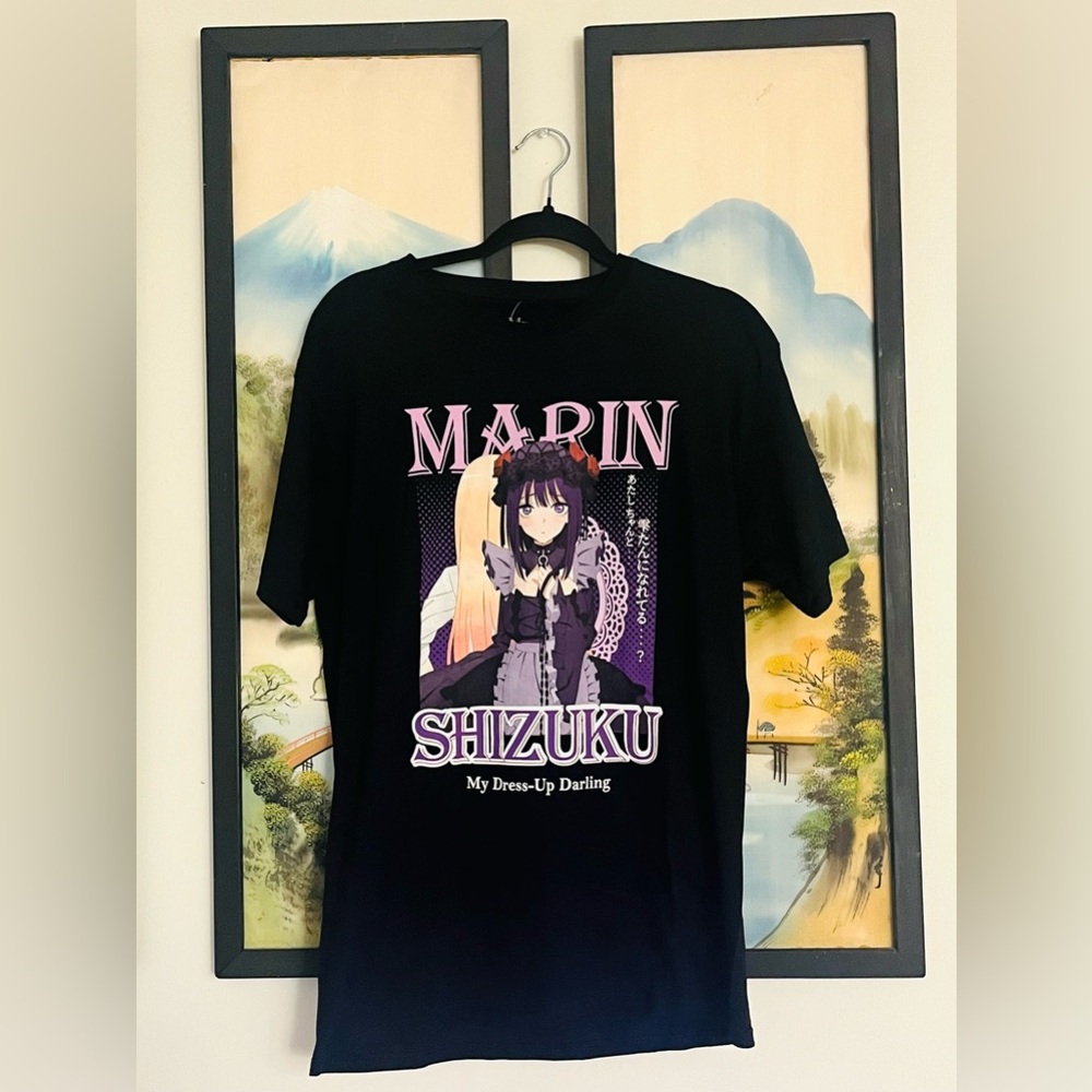 Hot Topic My Dress-Up Darling T-shirt